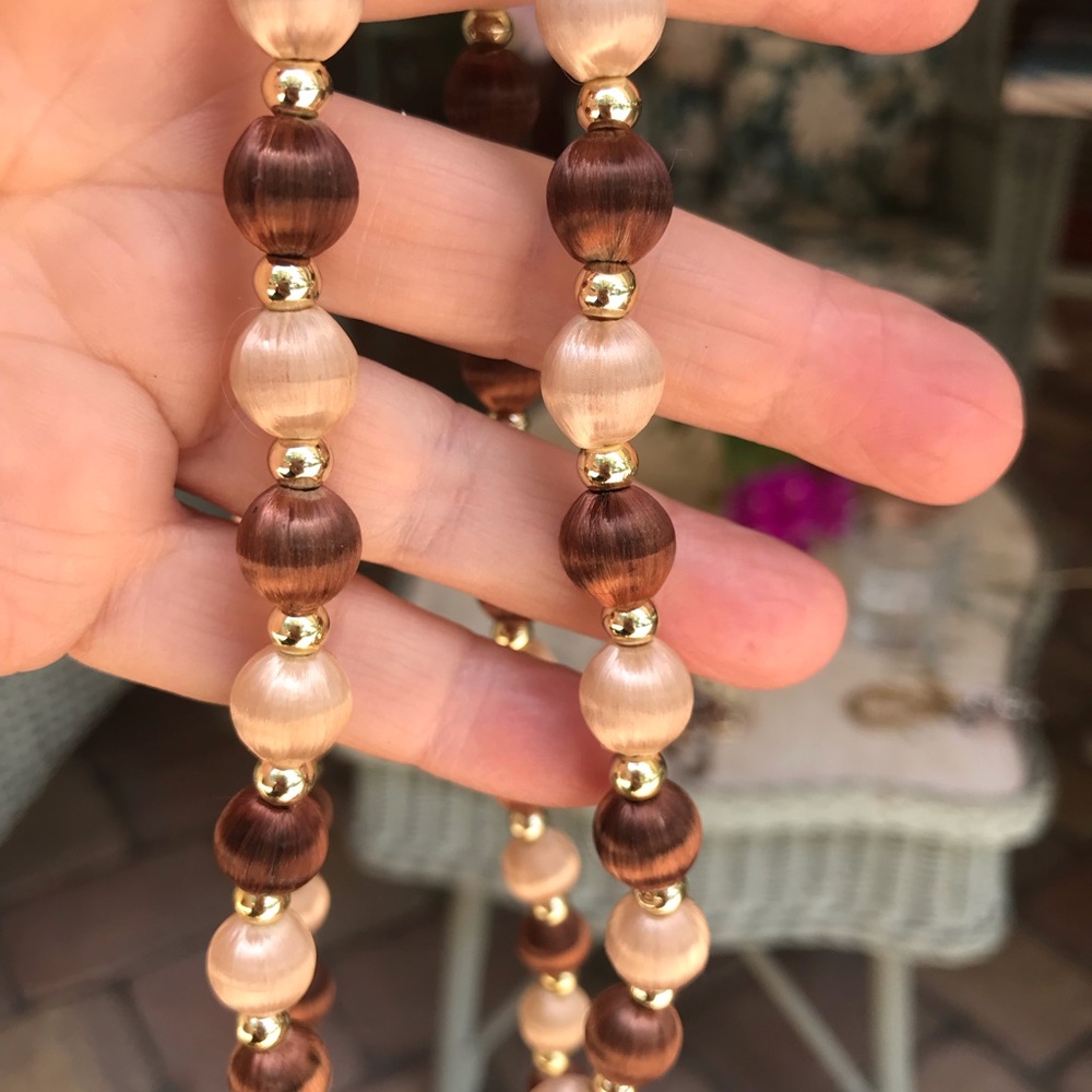 WRAPPED BEADS WITH GOLD SPACERS - Picture 4 of 8